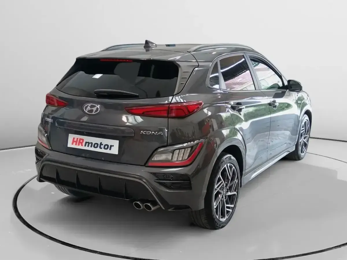 Używany Hyundai Kona N Line 120 KM (88 kW) 2023 Szary SUV