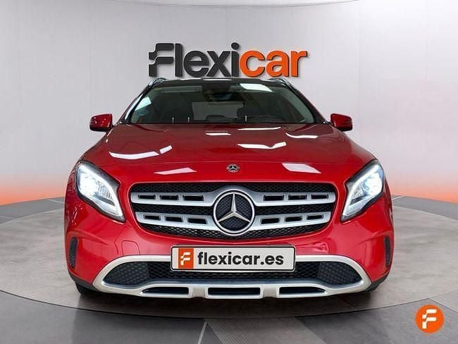 Usado Mercedes GLA200 136 CV (100 kW) 2018 Rojo SUV