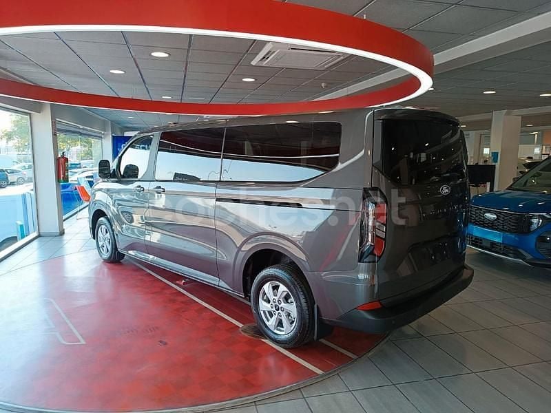 Nuevo Ford Tourneo Custom Titanium 150 CV (110 kW) 2025 Gris / plata Van