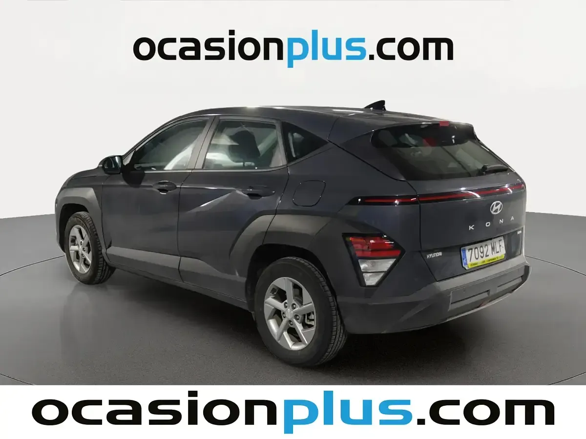 Usado Hyundai Kona 141 CV (103 kW) 2023 Gris SUV