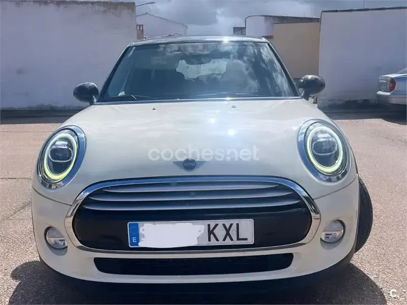 Usado Mini Cooper D 116 CV (85 kW) 2019 Blanco Utilitario