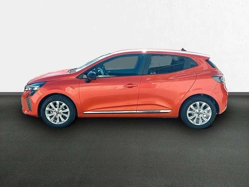 Usado Renault Clio V Evolution 143 CV (105 kW) 2025 Naranja Utilitario