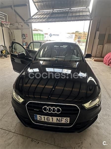 Usado Audi A4 S-Line 150 HP (110 kW) 2015 Preto Sedan