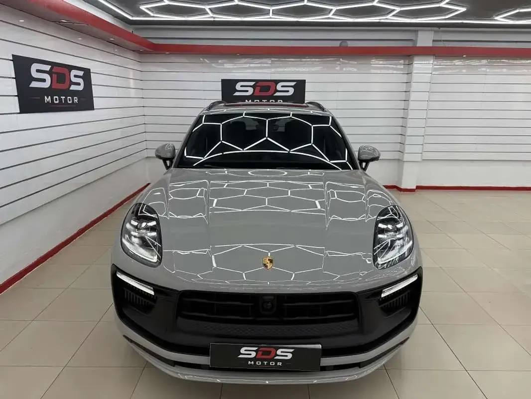 Usado Porsche Macan 441 CV (324 kW) 2022 Beige SUV