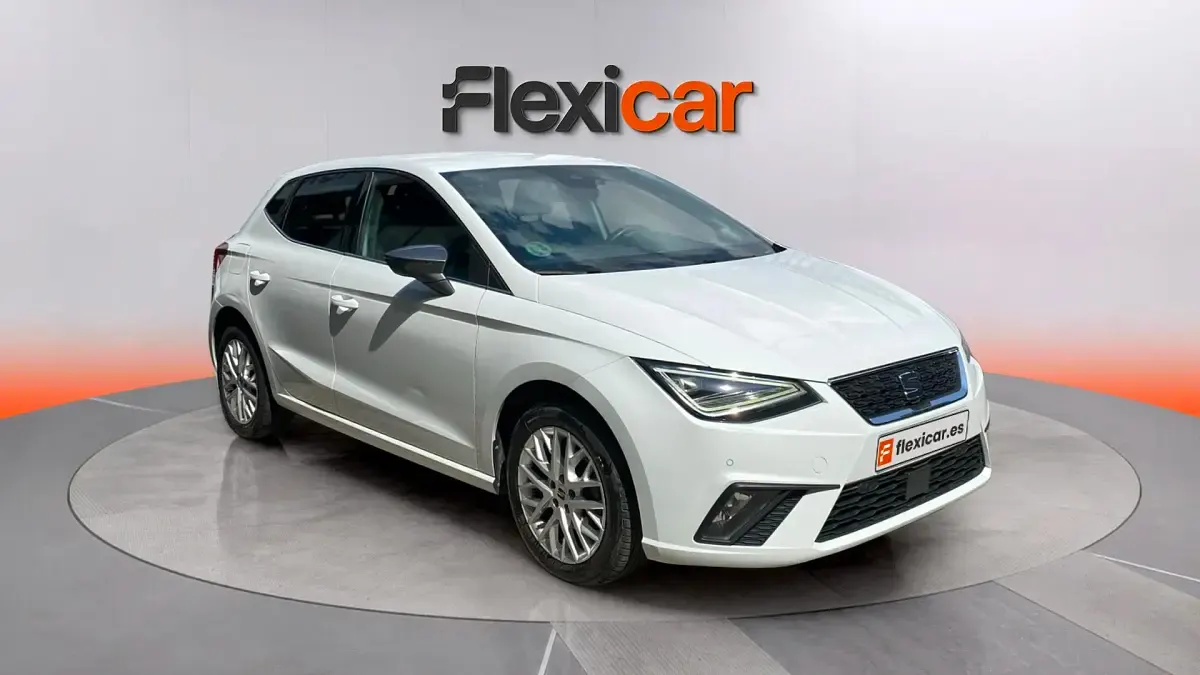 Usado Seat Ibiza 110 CV (80 kW) 2024 Utilitario