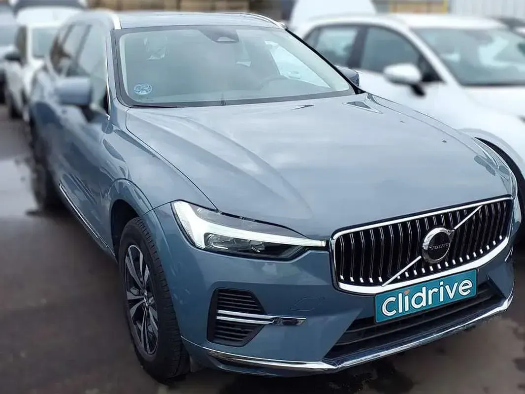 Usado Volvo XC60 Core 253 CV (186 kW) 2022 SUV