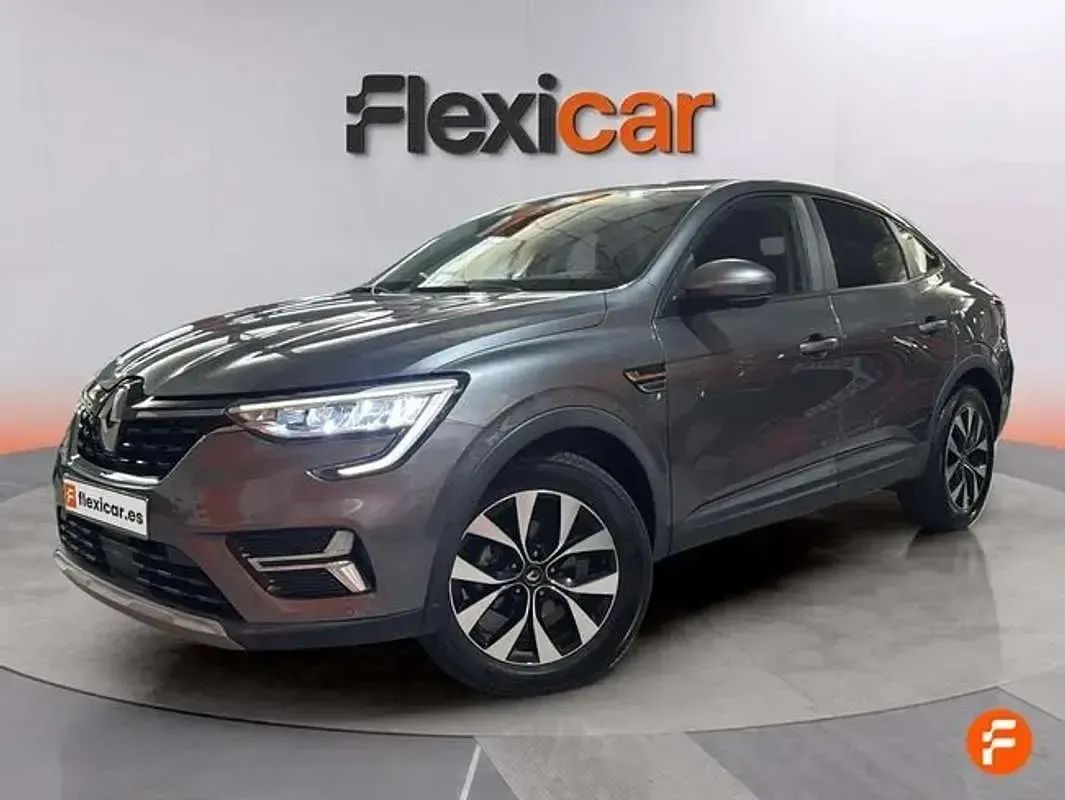 Usado Renault Arkana Evolution 140 CV (102 kW) 2023 Gris SUV