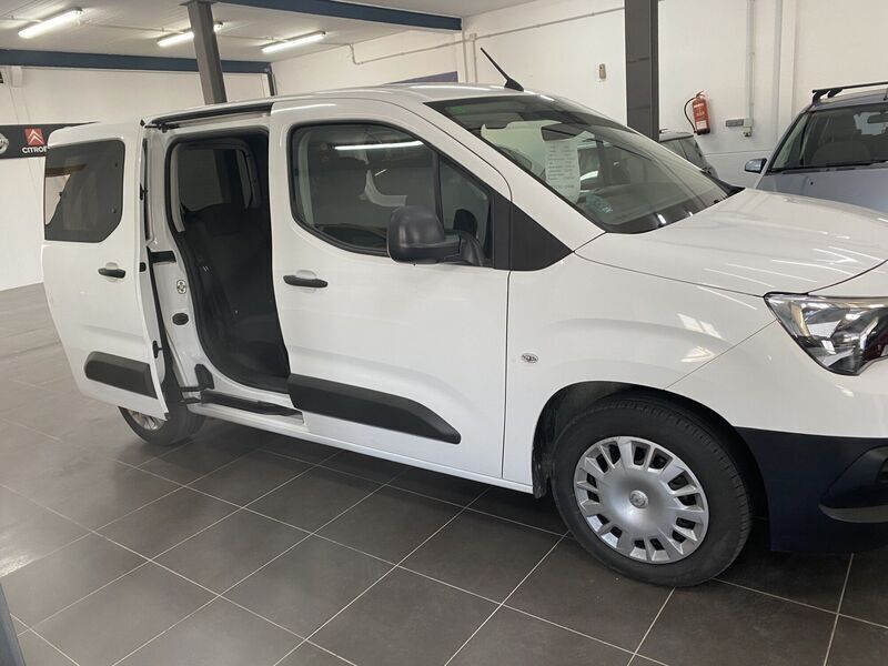 Usado Opel Combo Life Expression 100 CV (73 kW) 2019 Blanco