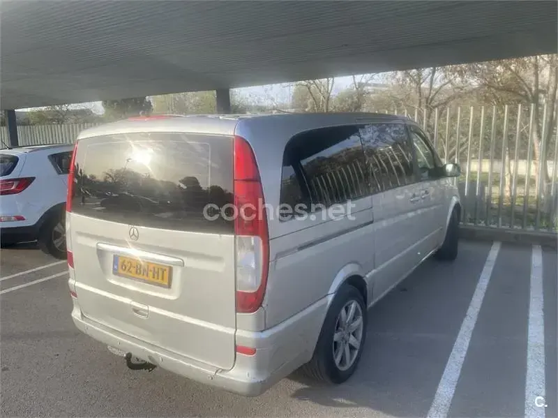 Usado Mercedes Viano 150 CV (110 kW) 2004 Gris / plata Monovolumen