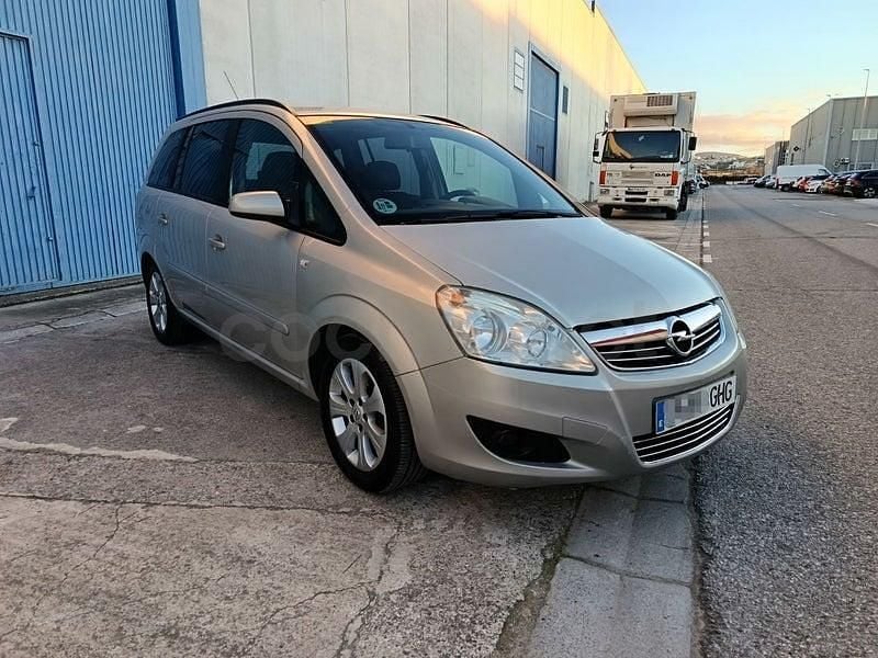 Usado Opel Zafira Cosmo 120 CV (88 kW) 2008 Beige Monovolumen