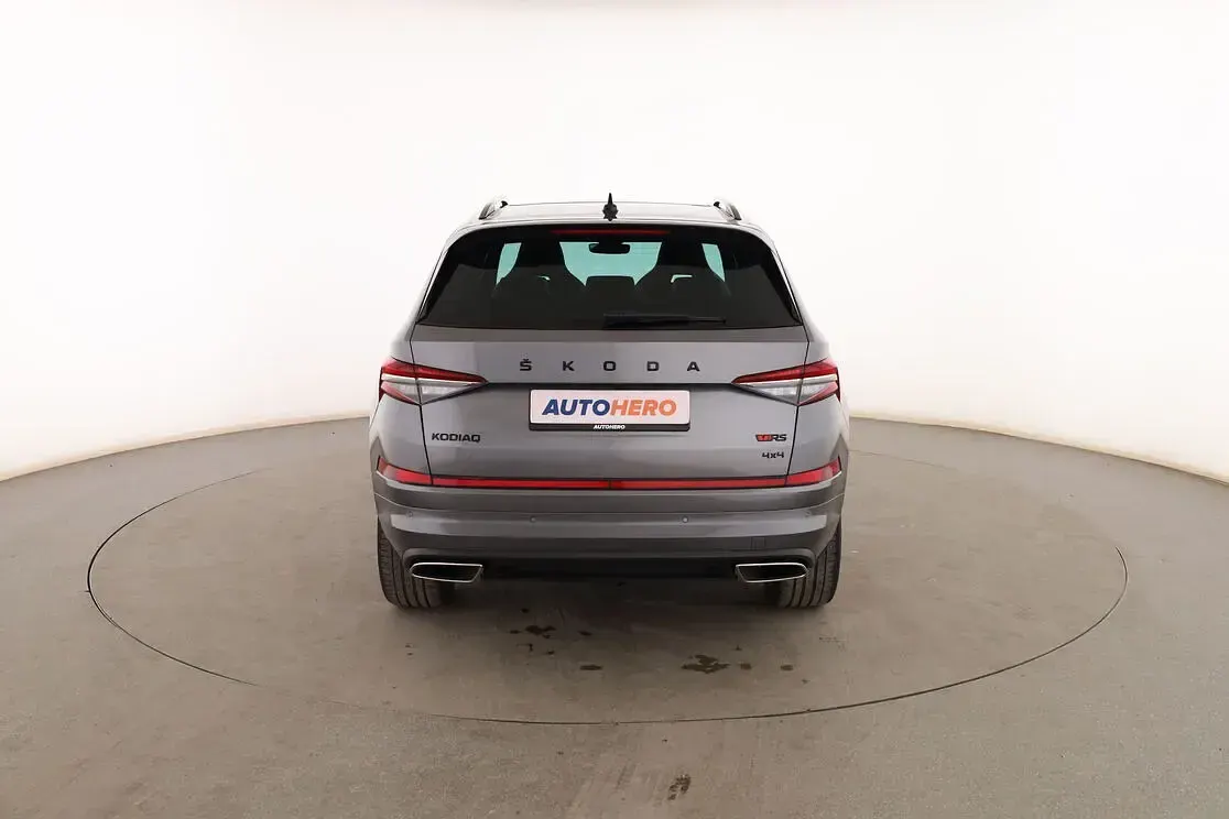 Usado Skoda Kodiaq RS 245 CV (180 kW) 2023 Gris SUV