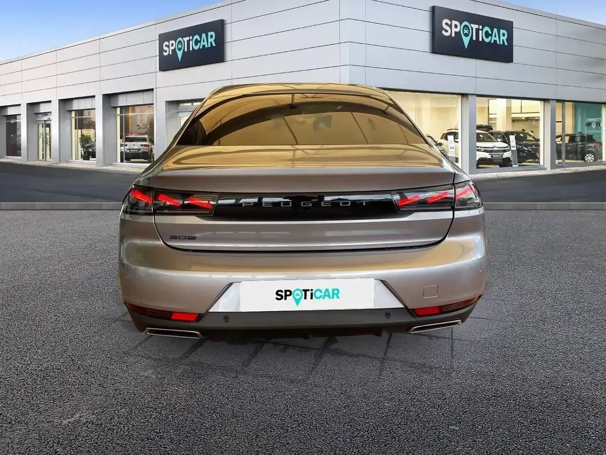 Usado Peugeot 508 Allure 130 CV (95 kW) 2024 Gris Berlina