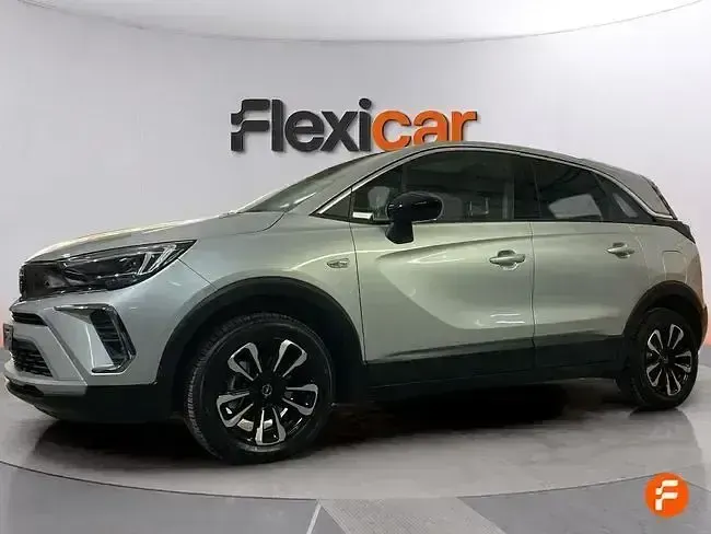 Usado Opel Crossland Elegance 110 CV (80 kW) 2024 Gris SUV