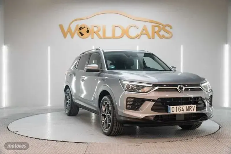 Usado SsangYong Korando 163 CV (119 kW) 2024 Gris SUV