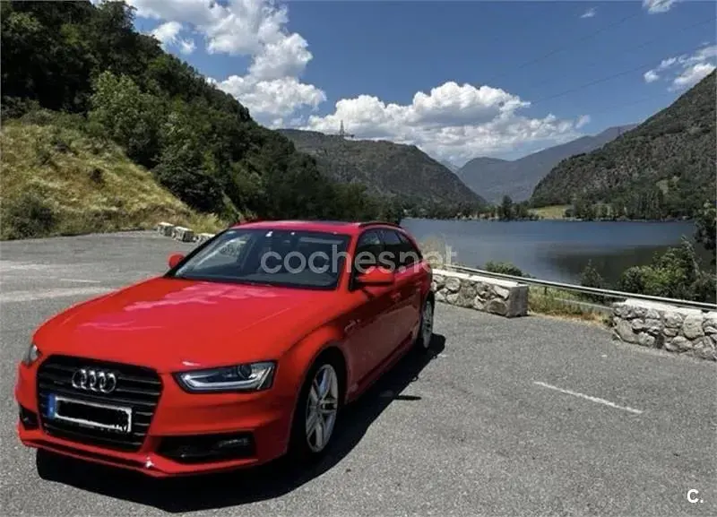 Usado Audi A4 S-Line 225 CV (165 kW) 2014 Rojo Familiar