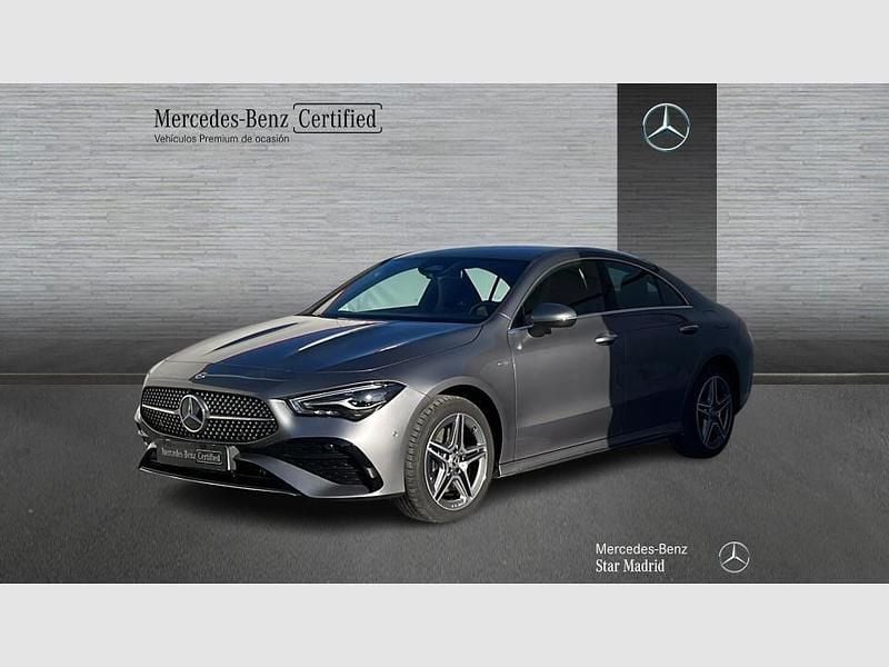 Usado Mercedes CLA250e AMG line 218 CV (160 kW) 2025 Gris Berlina