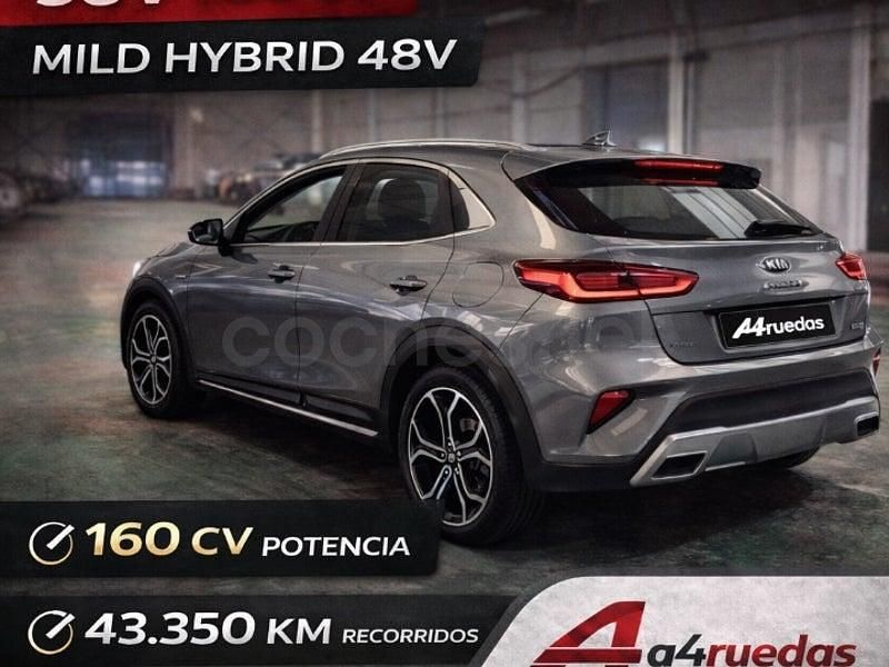 Usado Kia XCeed 160 CV (117 kW) 2021 Gris / plata SUV