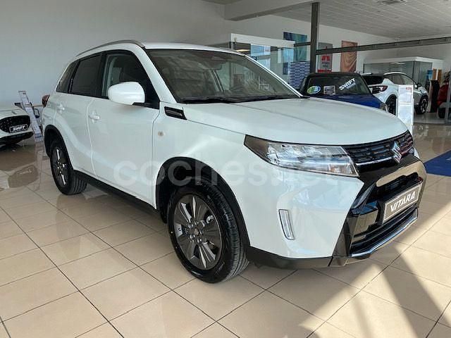 Blanco Nuevo 2025 Suzuki Vitara SUV | 27.100 € (Precio justo) - Imagen 1/4