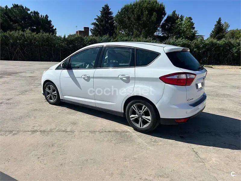 Usado Ford C-MAX Titanium 125 CV (91 kW) 2014 Blanco Monovolumen