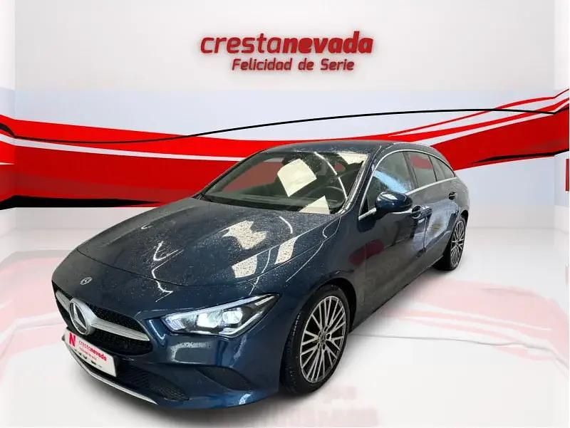 Usado Mercedes CLA220 Shooting Brake 190 CV (139 kW) 2021 Familiar