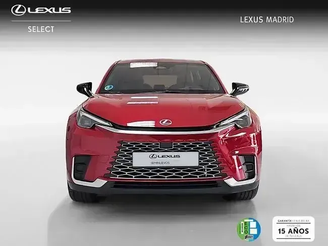 Usado Lexus LBX 136 CV (100 kW) 2025 Rojo SUV