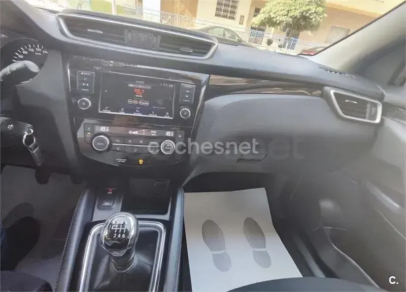 Usado Nissan Qashqai Visia 115 CV (84 kW) 2021 Blanco SUV