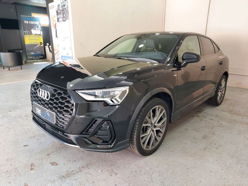 Negro Usado 2020 Audi Q3 Black Edition SUV | 38.200 € (Caro) - Imagen 1/4