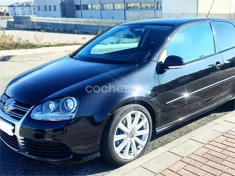 Usado VW Golf V R 250 CV (183 kW) 2007 Negro Berlina