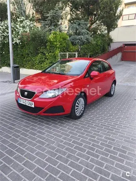Usado Seat Ibiza 80 CV (58 kW) 2009 Rojo Berlina