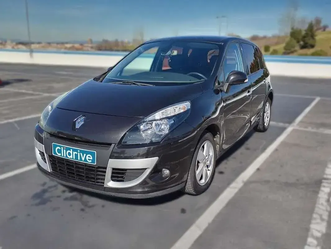 Usado Renault Scenic E-Tech Dynamique 106 CV (77 kW) 2010 Negro Monovolumen