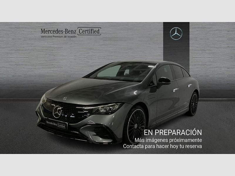 Usado Mercedes EQE350 AMG line 214 kW (292 CV) 2025 Gris / plateado Berlina