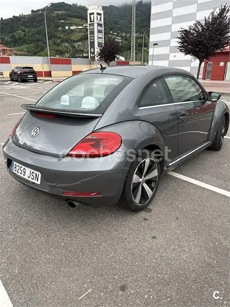 Usado VW Beetle Sport 200 CV (147 kW) 2012 Gris / plata Utilitario