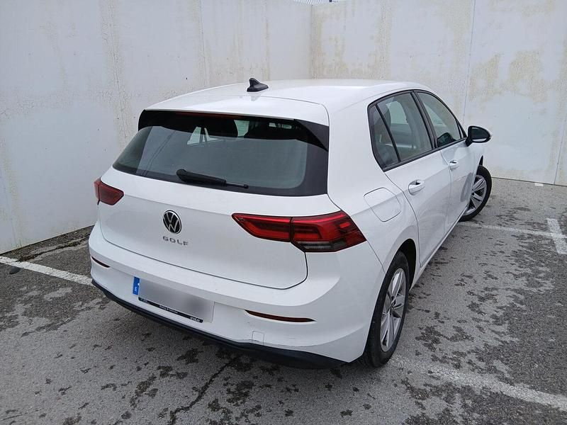 Usado VW Golf VIII 115 CV (84 kW) 2022 Blanco Utilitario