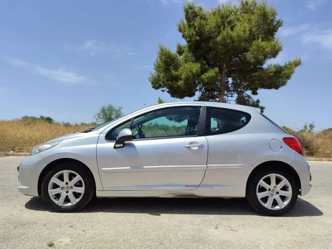 Usado Peugeot 207 109 CV (80 kW) 2006 Utilitario