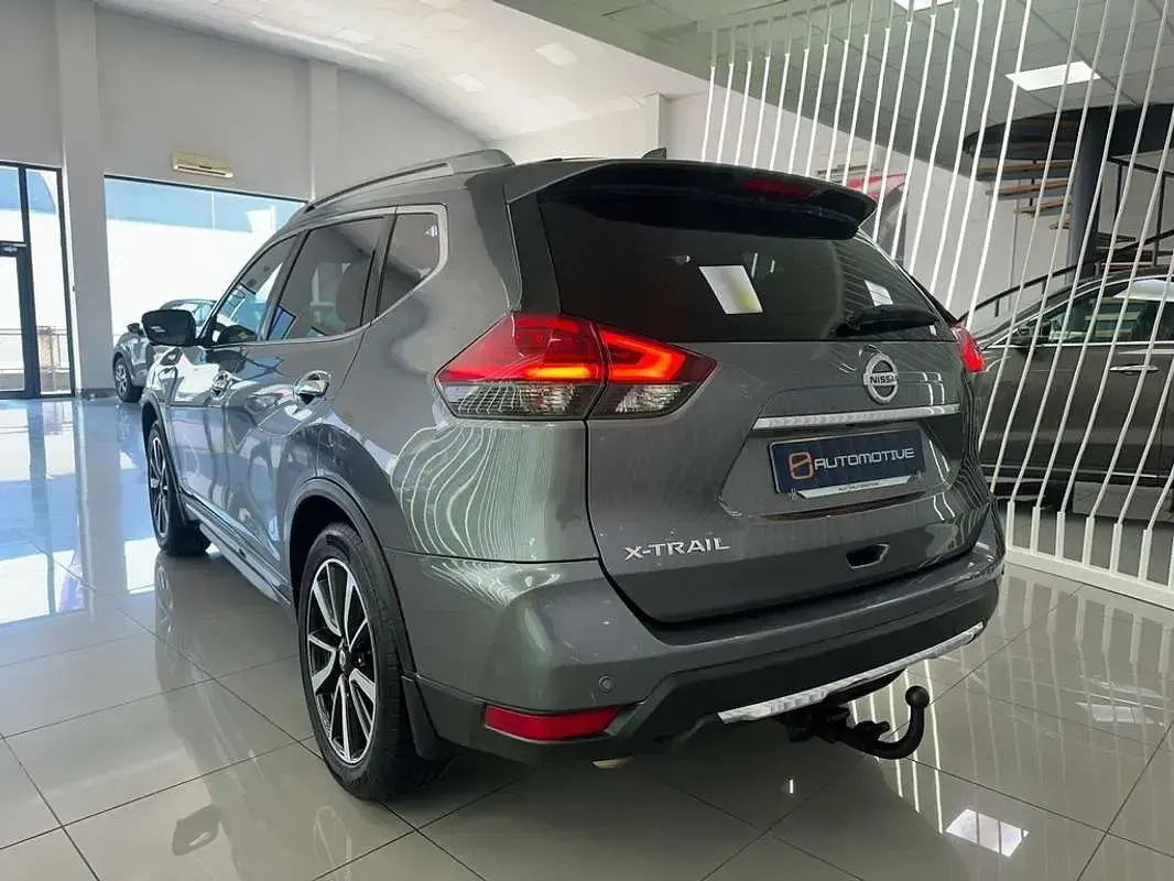 Usado Nissan X-Trail Tekna 131 CV (96 kW) 2019 Gris SUV