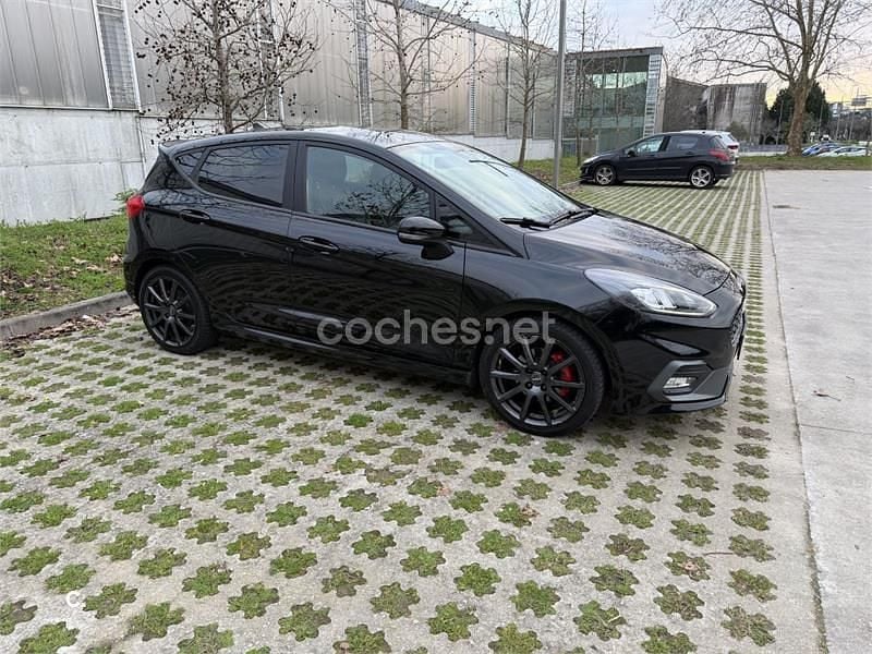 Usado Ford Fiesta ST 200 HP (147 kW) 2019 Preto Citadino