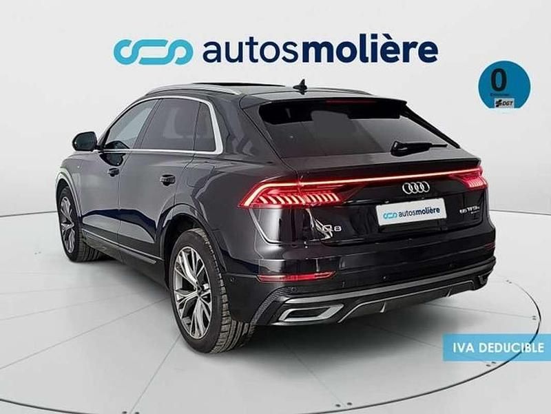 Usado Audi Q8 S-line plus 381 CV (280 kW) 2021 Negro SUV