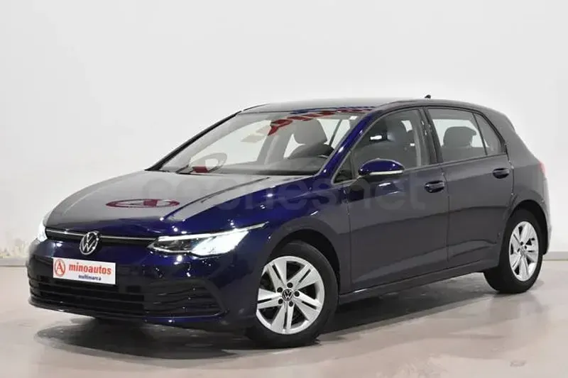 Usado VW Golf VIII Life 151 CV (111 kW) 2020 Azul Utilitario