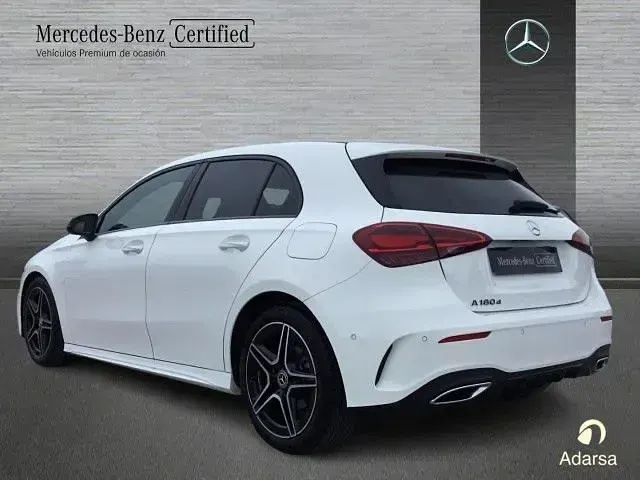 Usado Mercedes A180 116 CV (85 kW) 2025 Blanco polar Berlina