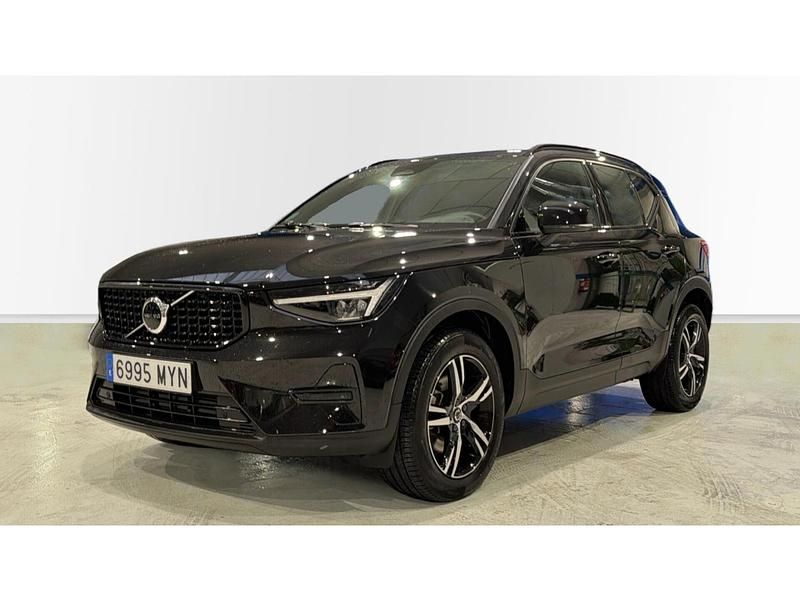Usado Volvo XC40 Plus 163 CV (119 kW) 2025 Negro SUV
