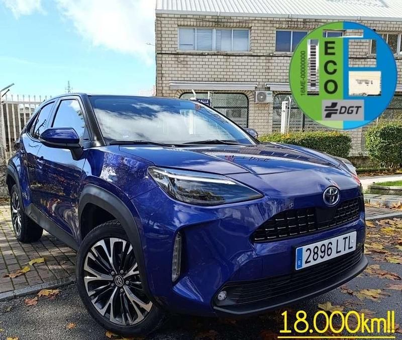 Azul Usado 2022 Toyota Yaris Cross Plus SUV | 24.000 € (Precio justo) - Imagen 1/4