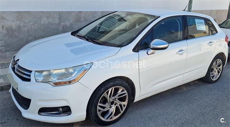 Usado Citroën C4 92 CV (67 kW) 2013 Blanco Berlina