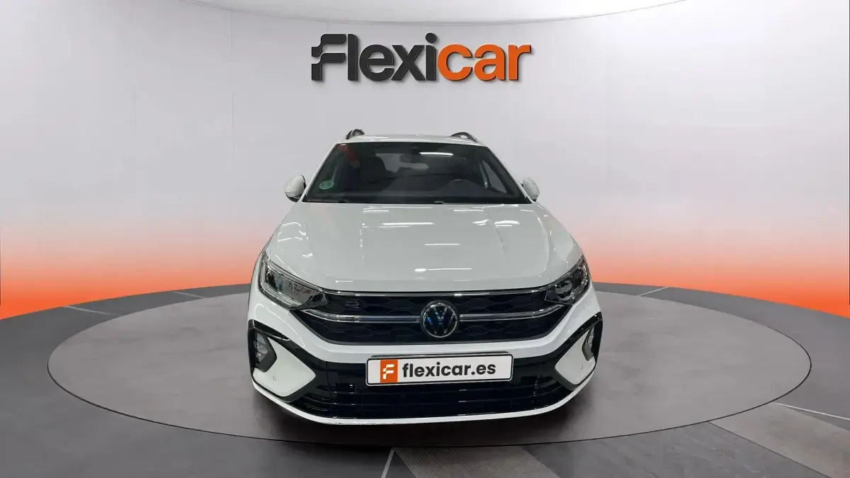 Usado VW Taigo R-line 110 CV (80 kW) 2023 Blanco SUV
