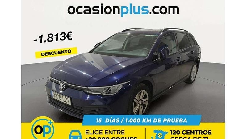 Usado VW Golf VIII Life 116 CV (85 kW) 2021 Azul Familiar