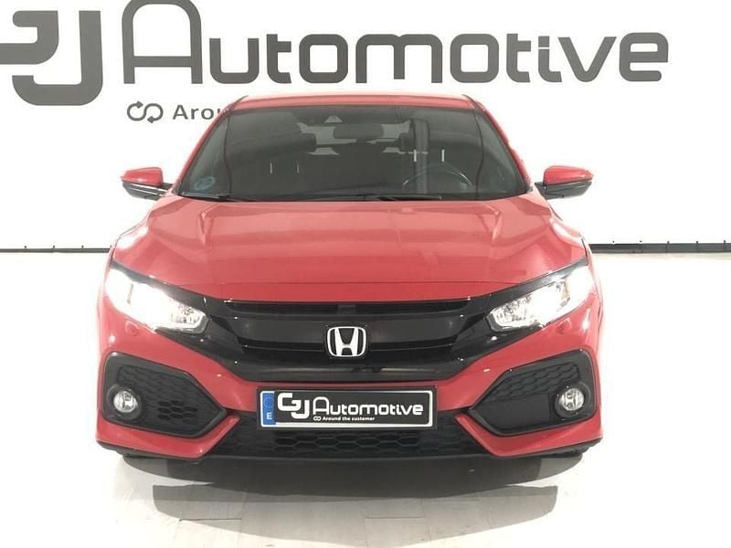 Usado Honda Civic Comfort 129 CV (94 kW) 2019 Rojo Berlina