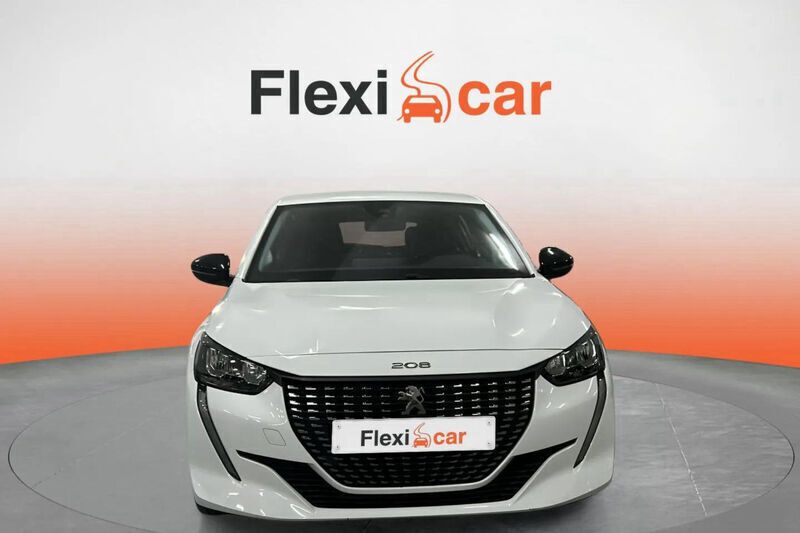 Usado Peugeot 208 Allure 101 CV (74 kW) 2022 Blanco Utilitario
