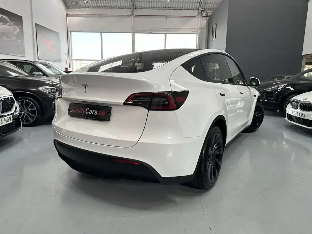 Usado Tesla Model Y RWD 188 kW (256 CV) 2024 Blanco SUV