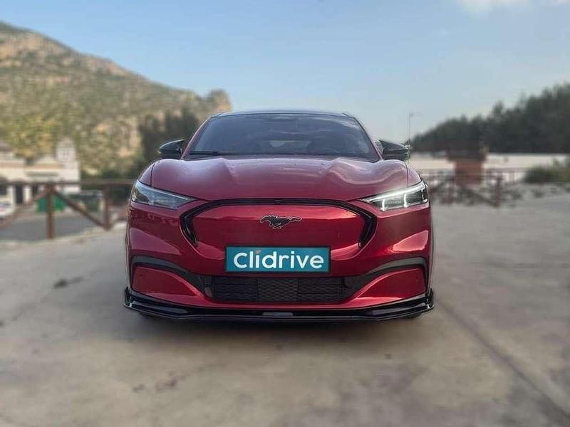 Usado Ford Mustang Mach-E Premium 275 kW (375 CV) 2021 Burdeos SUV