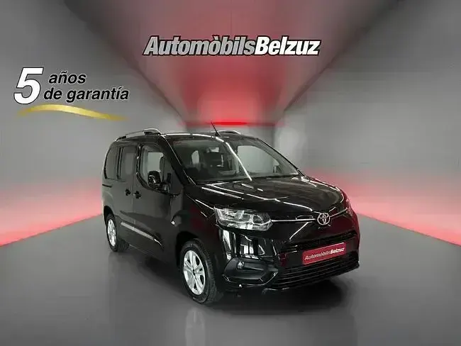 Usado Toyota Proace Verso Active 131 CV (96 kW) 2022 Blanco Familiar