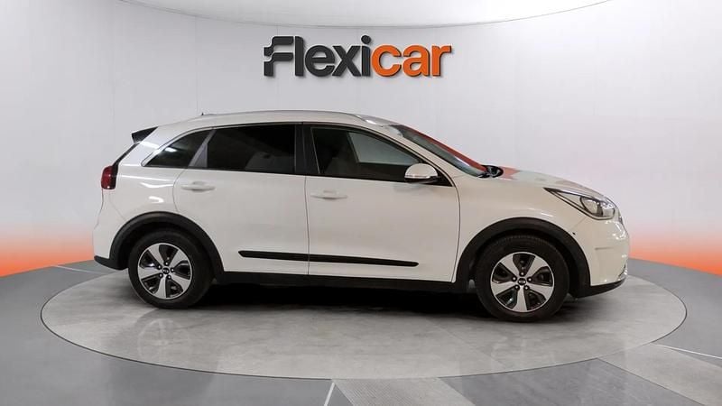 Usado Kia Niro 143 CV (105 kW) 2017 Blanco SUV